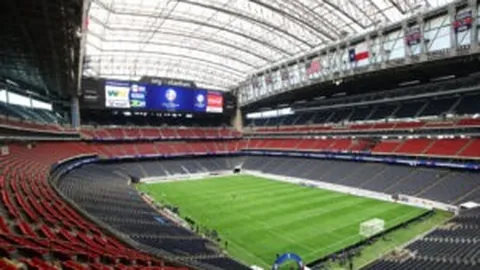 英超焦点纽卡斯尔对阵曼联专家推荐解析